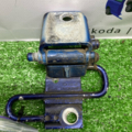 Петля дверки задня ліва пассат б6 Volkswagen Passat B6 3C9833411