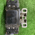 Подушка двигателя левая Volkswagen Passat B6 3C0199555Q