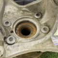 Поворотный кулак левий Volkswagen PASSAT B6 3C0407253F