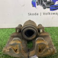 Суппорт перед лев Volkswagen PASSAT B6 1K0615123E