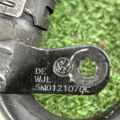 Трубка системи охолодження з датчиком температури B6 Volkswagen PASSAT B6 5N0121070L