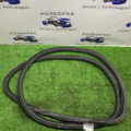 Ущільнювач задній лівий 2.0 TDI Volkswagen PASSAT B6 3C9867913B