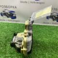 Замок передньої двері, лівої Volkswagen Passat B6 3C2837015A