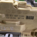Замок передньої двері, правої пассат Volkswagen Passat B6 3C1837016A