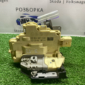 Замок передньої двері, правої пассат Volkswagen Passat B6 3C1837016A