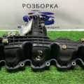 Колектор впускний 1.6 Volkswagen Passat B7 (2010-2015) 03L129711AL