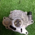 Насос вакуумний Volkswagen Passat B7 (2010-2015) 03L145100G