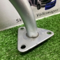 петля кришки багажника Volkswagen Passat B7 (2010-2015) 3C5827302B