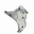 Кронштейн подушки (опори) двигуна, передньої Volkswagen Passat B7 03L199207