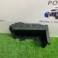 Крышка блока предохранителей Volkswagen PASSAT B7 1K0937132F