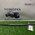 Молдинг накладка планка решетки хром Volkswagen Passat B7 3AA853651A