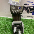 Петля кришки багажника ліва B6 Variant (365) 2.0 TDI Volkswagen PASSAT B7 3C9827301D