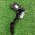 Педаль акселератора двигуна B8 Volkswagen Passat B8 5Q1723503H