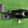 Педаль тормоза с кронштейном.B8 Volkswagen Passat B8 5Q1723058AJ