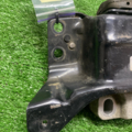Подушка (опора) двигателя левая B8 Volkswagen Passat B8 5Q0199555R