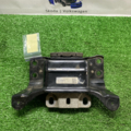 Подушка (опора) двигателя левая B8 Volkswagen Passat B8 5Q0199555R