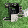 Петля передньої правої дверки фольксваген гольф 5 Volkswagen  1K0831412L