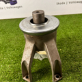 Подушка двигателя зад.T5 Volkswagen  7H0199849ATNVA
