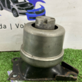 Подушка двигуна T5 2,5 Volkswagen  7H0199256H