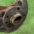 Поворотный кулак лев под вставной аморт VW T5 Volkswagen  7H0407257G