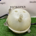 Розширювальний бак охолодження T5 Volkswagen  7H0121407B