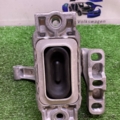 Подушка опора двигуна  Volkswagen Tiguan I (2007-2016) 5N0199262F