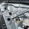 Склопідйомник передній лівий Volkswagen Tiguan I (2007-2016) 5N1837729E
