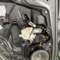 Склопідйомник задній лівий Volkswagen Tiguan I (2007-2016) 5N0839461A