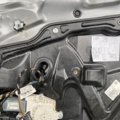 Склопідйомник задній правий електричний Volkswagen Tiguan I (2007-2016) 5N0839730P