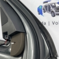 Ущільнювач дверей передній лівий  Volkswagen Tiguan I (2007-2016)