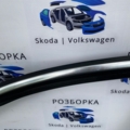 Верхній Молдинг Передній лівий  Volkswagen Tiguan I (2007-2016)