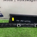 Молдинг листва накладка стійки передньої Volkswagen Tiguan II (2016-до тепер) 5NA837901C