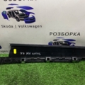 Молдинг листва накладка стійки передньої Volkswagen Tiguan II (2016-до тепер) 5NA837901C