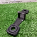 петля замка багажника Volkswagen Tiguan II (2016-до тепер) 8V0827507D