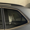 скло з молдингом заднє ліве Volkswagen Tiguan II (2016-до тепер) 5NN839643
