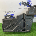 Ящик для інструменту Volkswagen Touareg I (2002-2010) 7L0012112