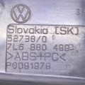 Кріплення торпедо під кермо Volkswagen Touareg I (2002-2010) 7L6880499D