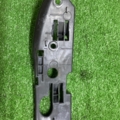 Кронштейн бампера переднього правий Volkswagen Touareg I (2002-2010) 7L6807184C