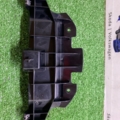 Кронштейн кріплення панелі приладів Volkswagen Touareg I (2002-2010) 7L6858435B