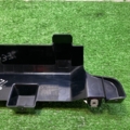 Кронштейн кріплення панелі приладів Volkswagen Touareg I (2002-2010) 7L6858435B