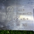 Кронштейн кріплення панелі приладів Volkswagen Touareg I (2002-2010) 7L6858435B