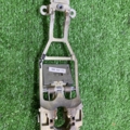 Кронштейн ручки задніх дверей права Volkswagen Touareg I (2002-2010) 7L0839886