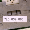 Кронштейн ручки задніх дверей права Volkswagen Touareg I (2002-2010) 7L0839886