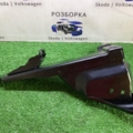 Кронштейн заднього сидіння  Volkswagen Touareg I (2002-2010) 7L0885342E