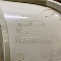Ліхтар внутрішній правий Volkswagen Touareg I (2002-2010) 28268003