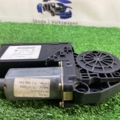 Моторчик склопідйомника задній правий Volkswagen Touareg I (2002-2010) 7L0959794