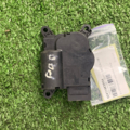 Моторчик заслонок пічки Volkswagen Touareg I (2002-2010) 52411483R04