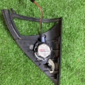 Накладка передньої правої дверки Volkswagen Touareg I (2002-2010) 7L6837994
