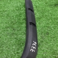 Накладка петлі кришки багажника права Volkswagen Touareg I (2002-2010) 7L6971341AA