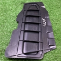 Накладка петлі кришки багажника Volkswagen Touareg I (2002-2010) 7L6809954D